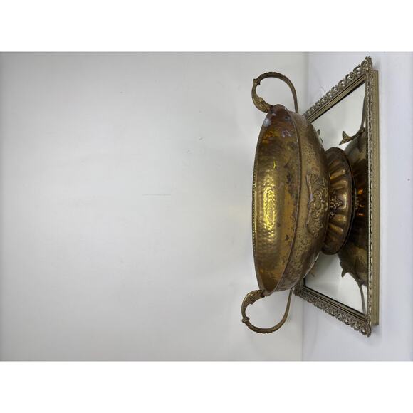 Vtg MCM Solid Brass Hammered Footed Center Bowl Decorative Bowl Double Handle - Picture 8 of 10